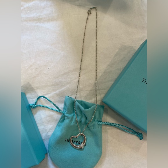 Tiffany & Co. Elsa Peretti Sterling Silver Open Heart Pendant Necklace 22mm - Picture 5 of 8